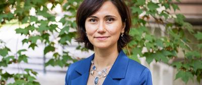 Zeynep Madak-Erdogan and her colleagues found that stress responses vary between lung cancer patients living in high-violence or low-violence zip codes. These differences likely lead to worse lung cancer outcomes in patients living in violent neighborhoods, the researchers found.  Photo by Jonathan King