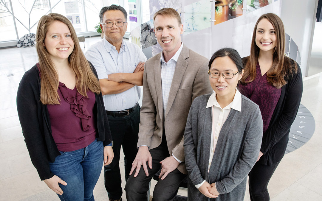 A University of Illinois team developed a web app that can identify drug compounds that will accumulate in Gram-negative bacteria, overcoming a major hurdle in the development of new drugs to kill these dangerous pathogens. The team includes, from left, graduate student Emily Geddes, pathobiology professor Gee Lau, chemistry professor Paul Hergenrother, postdoctoral researcher Hyang Yeon Lee, and postdoctoral researcher Erica Parker.  